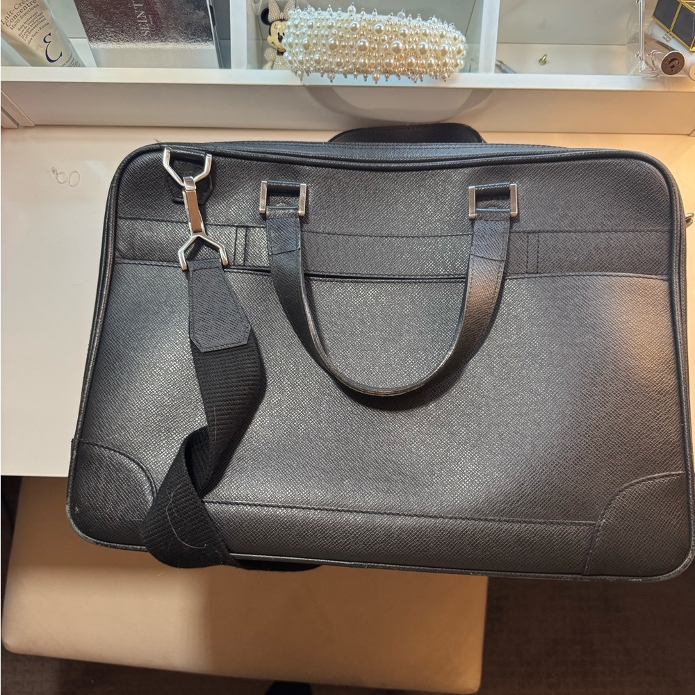 louis vuitton alexander taiga briefcase